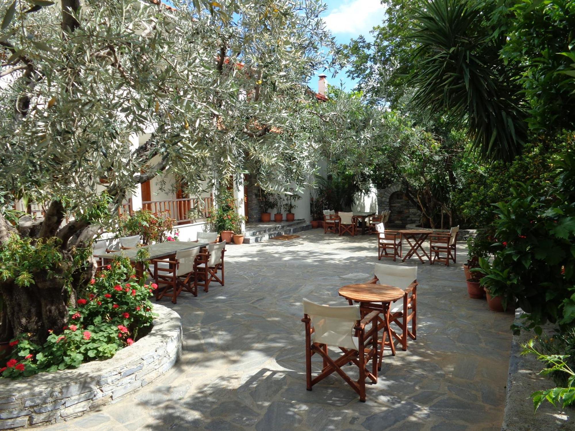 Faros Hotel Milopotamos  Exterior photo