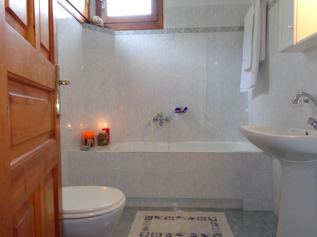 Faros Hotel Milopotamos  Room photo